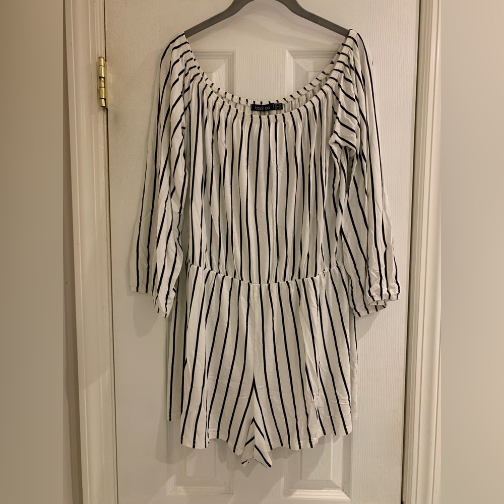 NWT Boohoo Plus Striped Romper/ Playsuit